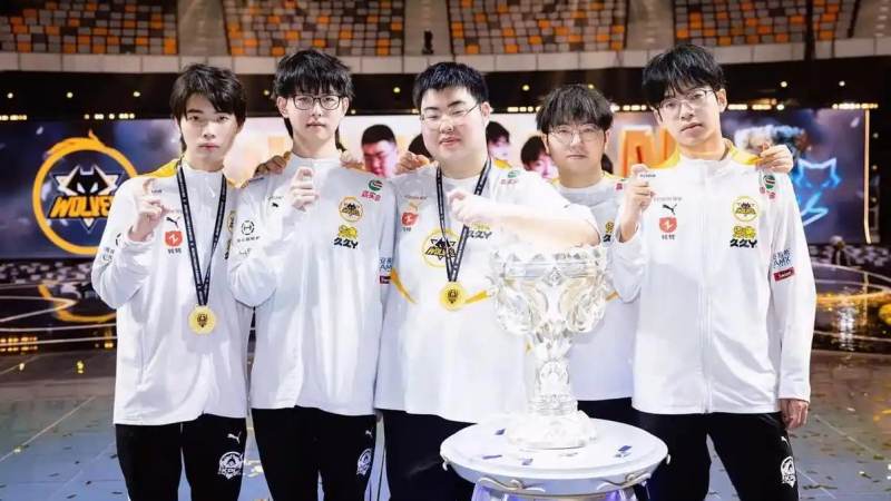 足球直播中的越位规则为什么总引发争议
